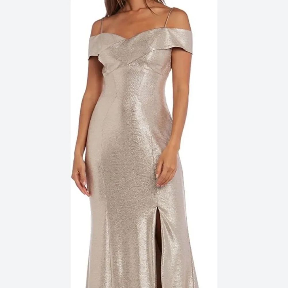R & M Richards Formal Gold Maxi Dress Size 8 NWT